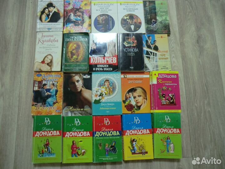 Книги 40 штук для досуга в дороге.на даче и т.д