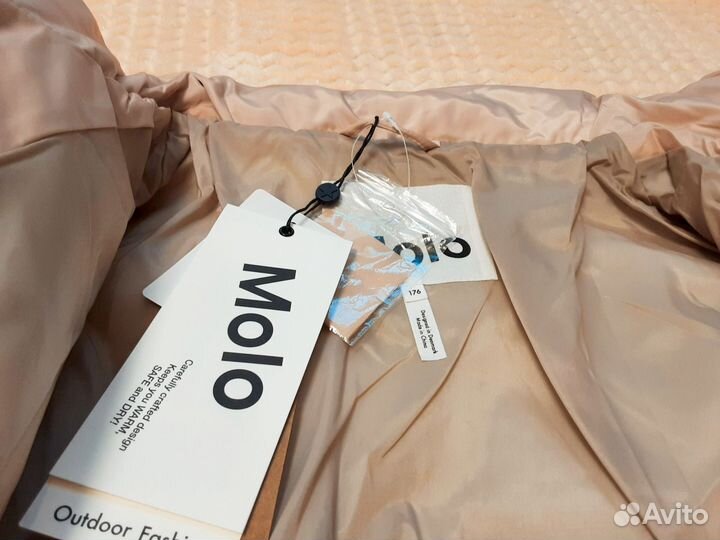 Куртка molo на s,m размер новая