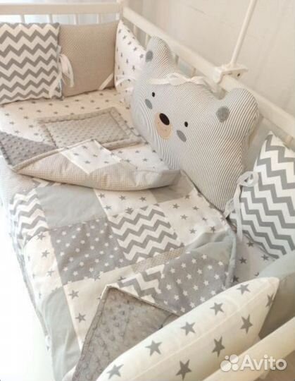 Бортики подушки в детскую кроватку