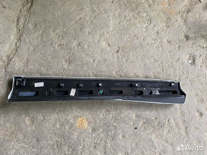 Молдинг двери передний левый Audi Q3 F3B 2019