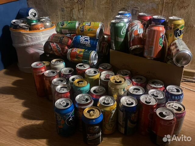 Коллекция баночек из под газировки