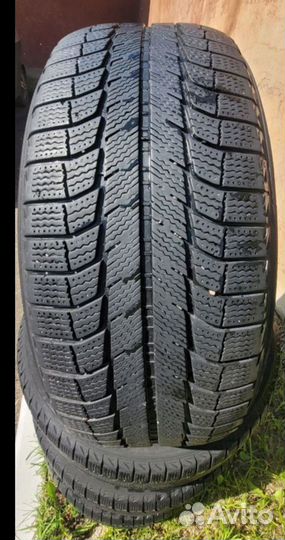 Michelin Latitude X-Ice 235/55 R19 105