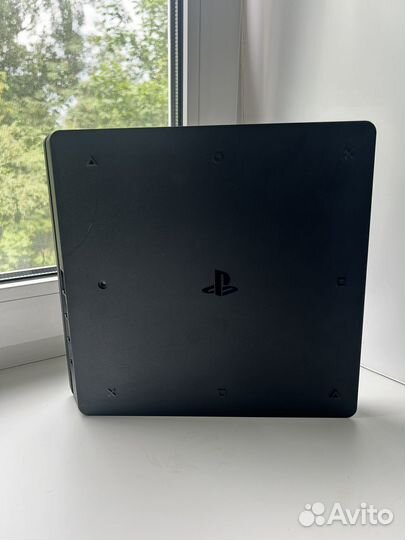 Sony playstation 4 PS4 slim