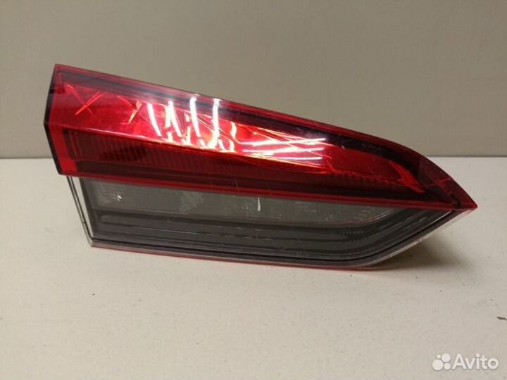 Фонарь внутренний задний левый Skoda Rapid 2021