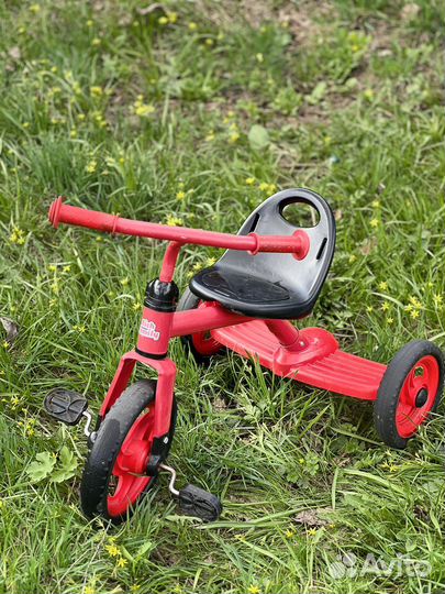 Трехколесный велосипед