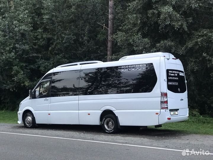 Mercedes-Benz Sprinter микроавтобус, 2011