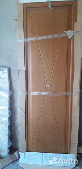 Двери межкомнатные с коробкой новые Волховец