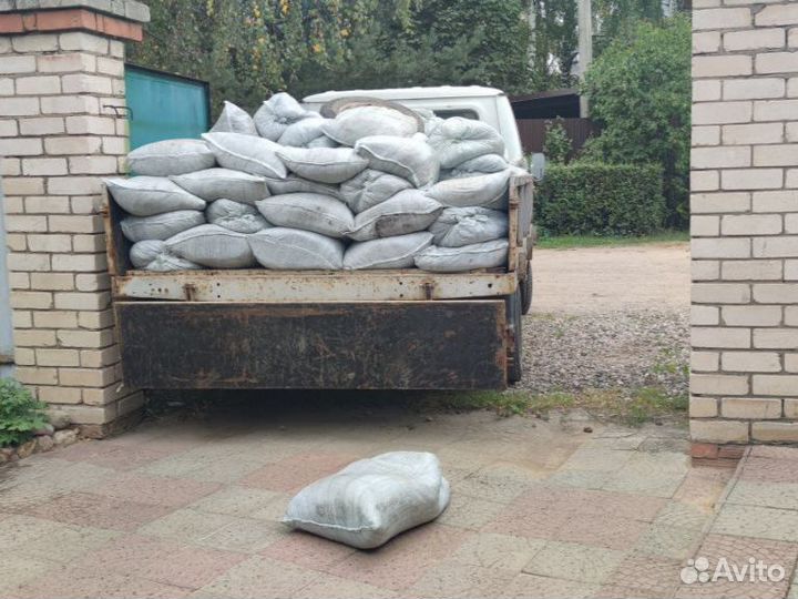 Чернозем навоз перегной плодородный грунт