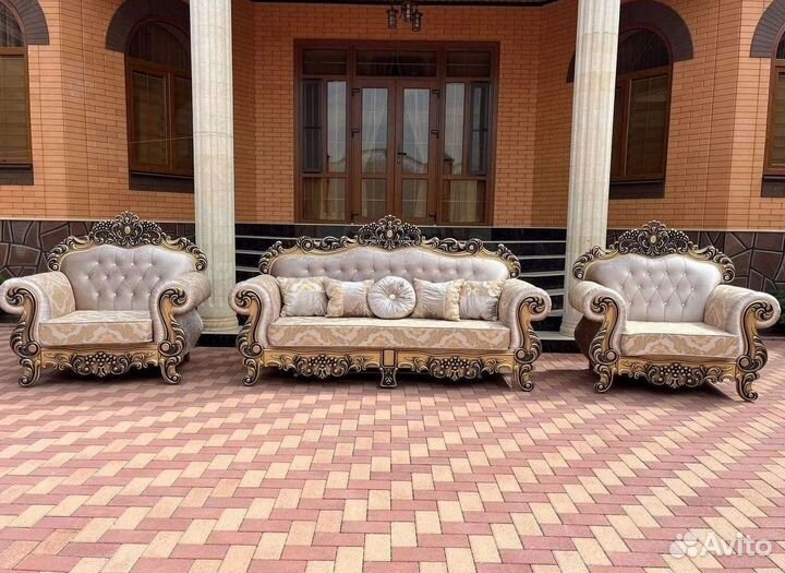 Диван в офис