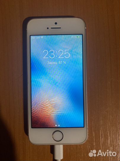 Телефон iPhone se