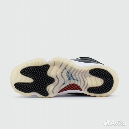 Кроссовки Nike Air Jordan 11 new