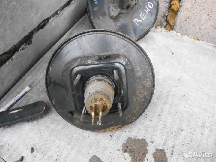 Вакуумник Peugeot 206 Пежо 206 9650368080