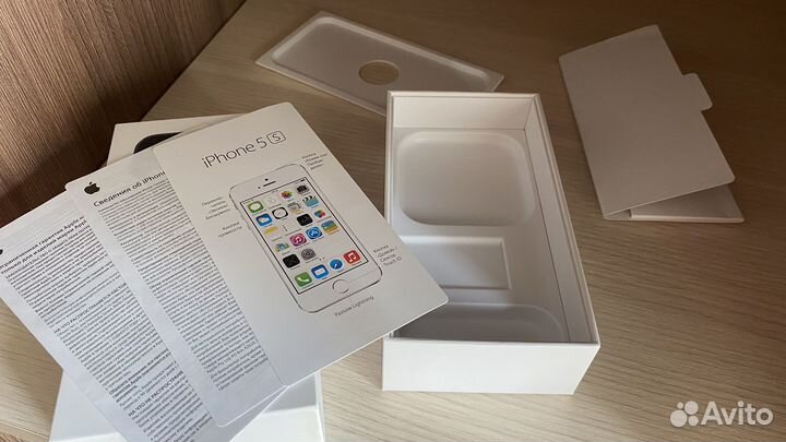 Коробка от iPhone 5s