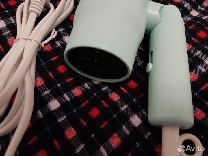 Фен Confu KF-3135 компактный 1100 Вт, цветной