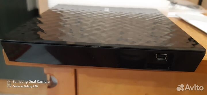 Cd накопитель Asus extremely slim DVD-RW