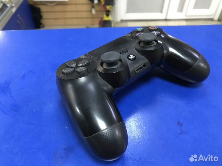 Игровая приставка геймпад пс 4 Sony