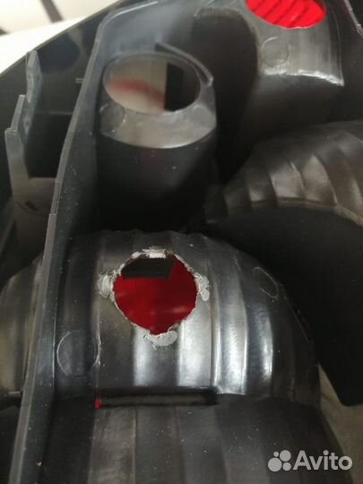 Фонарь задний левый VW polo (2001) 110172012