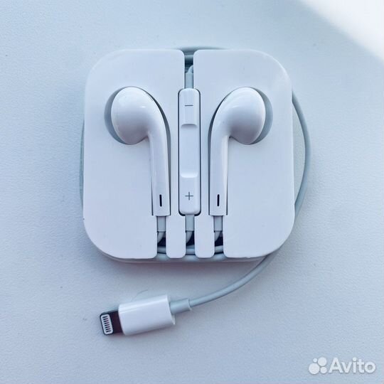 Новая Apple Earpods lightning оригинал гарнитура