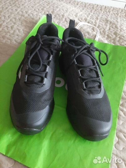 Кроссовки adidas оригинал