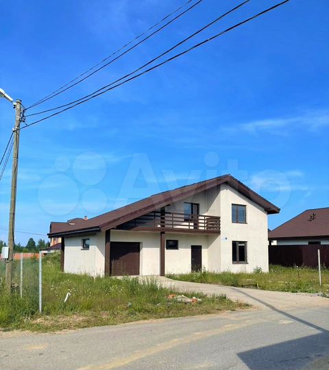 Коттедж 174 м² на участке 10 сот.