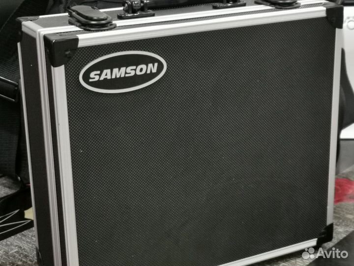 Студийный микрофон Samson MTR201