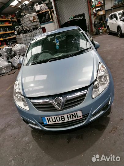 Кнопка аварийной сигнализации Opel Corsa D