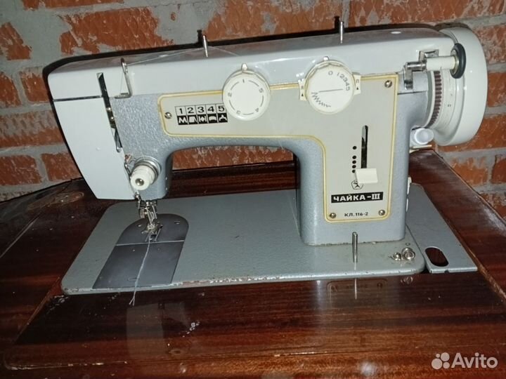 Швейная машина Чайка 3