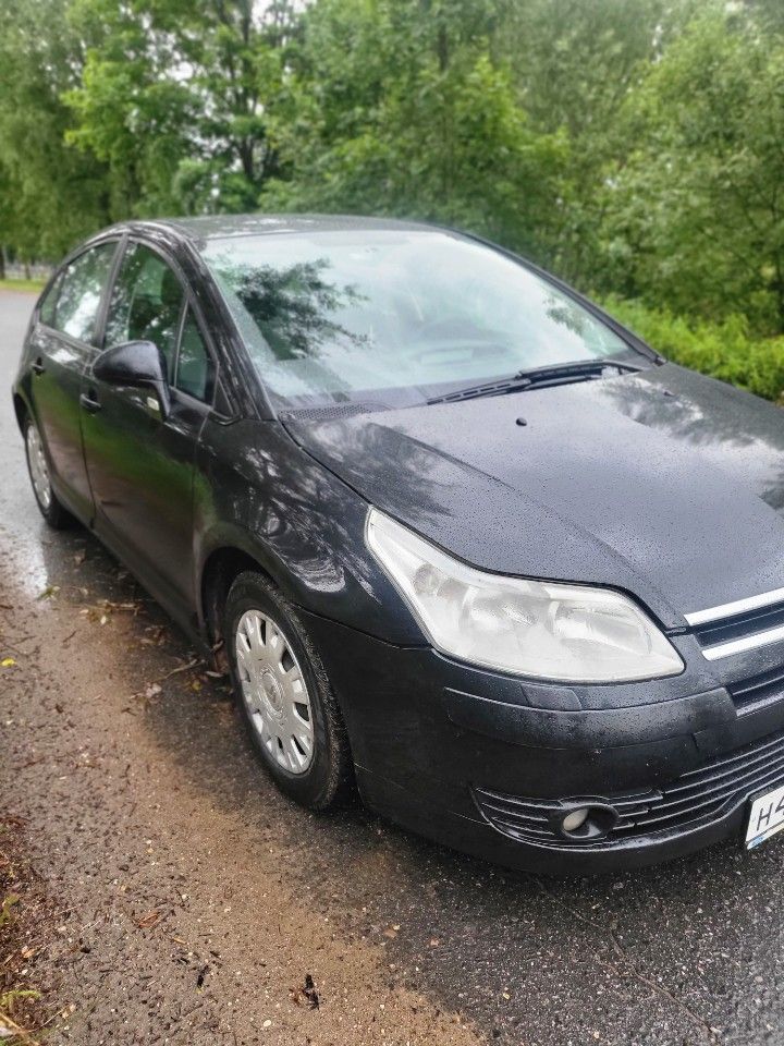 Citroen C4: фото владельца