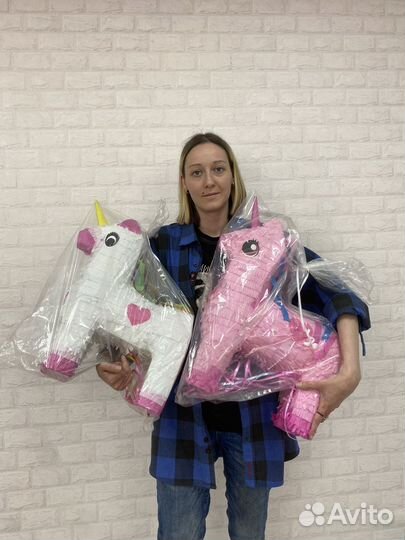 Пиньята Единорог на день рождения