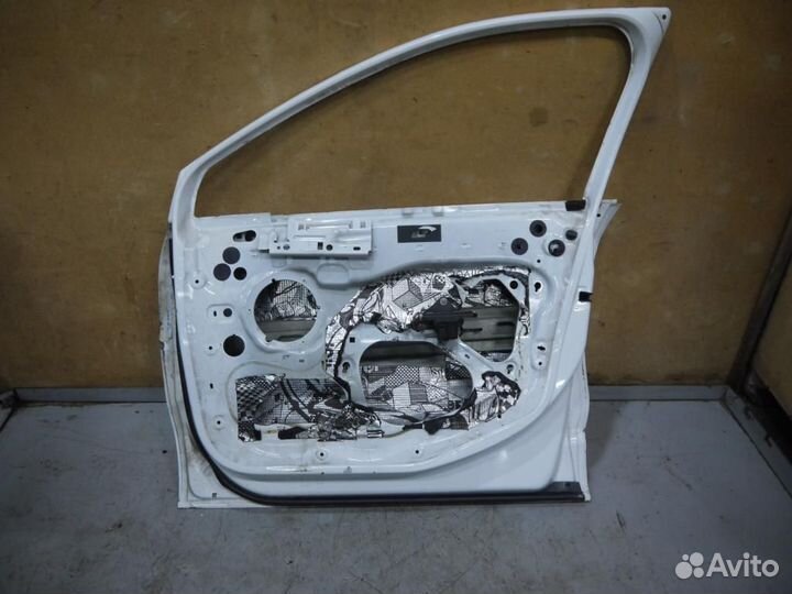 Дверь передняя правая Citroen C4 II (2011)