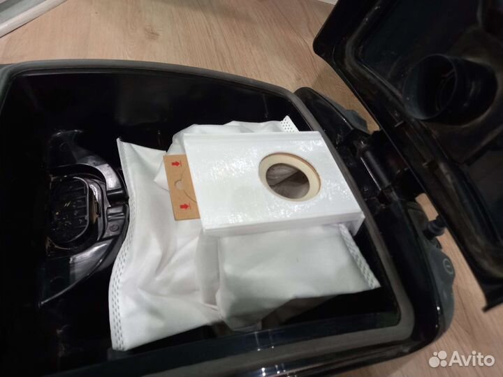 Держатель мешка пылесборника пылесоса Thomas