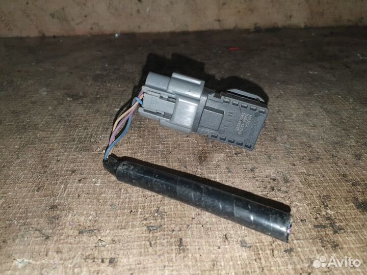 Вакуумный датчик Mazda 3 BM мазда