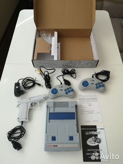 Игровая приставка Dendy Junior 195 игр + пистолет