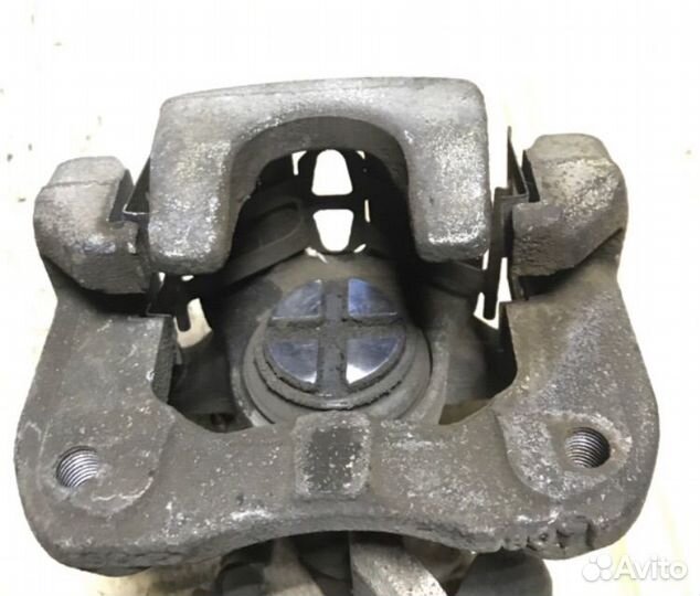 Суппорт задний левый Honda Civic 8 4d цивик 4д