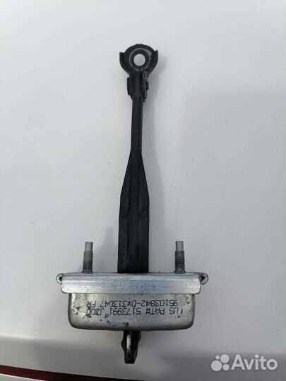 Ограничитель двери передний правый Chevrolet Cruze