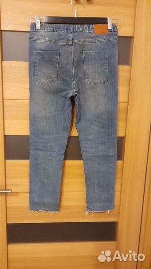 Джинсы на 152