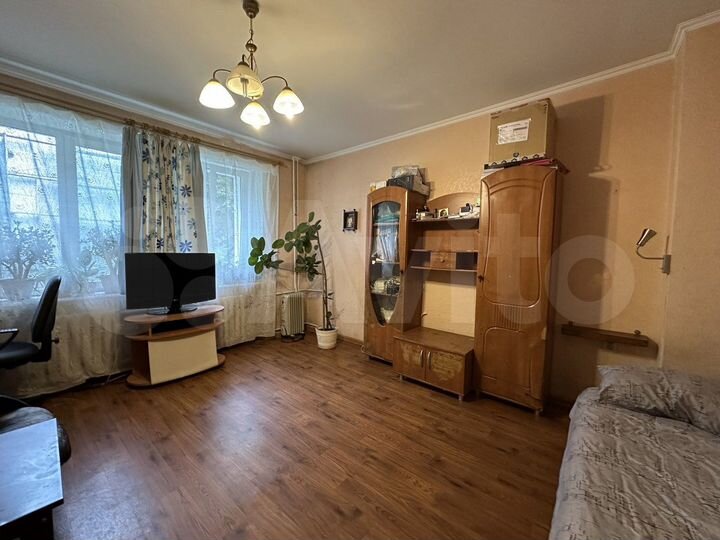 2-к. квартира, 40,3 м², 1/3 эт.