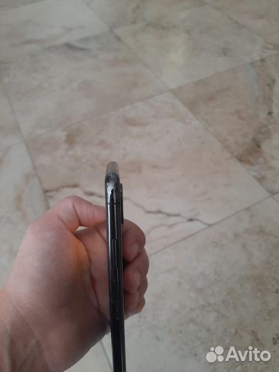 iPhone X, 256 ГБ
