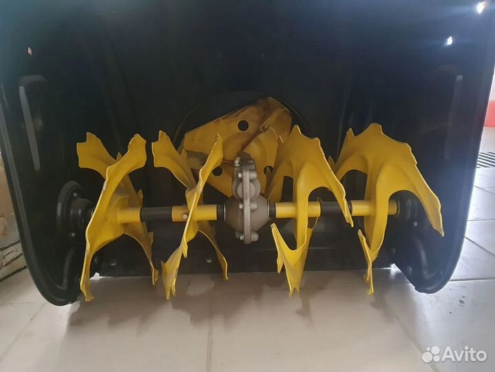 Снегоуборщик Champion ST861BS