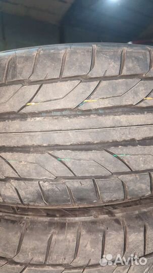 Nitto NT555 G2 235/45 R17 97W