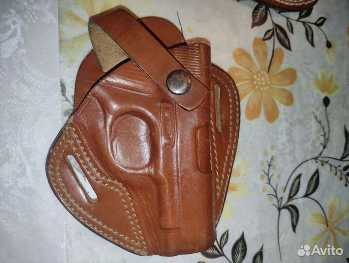 Кобура для пистолета кожаная
