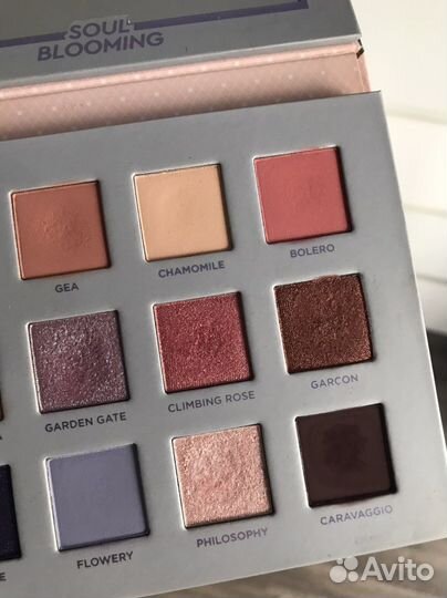 Палетка теней Nabla Soul Blooming