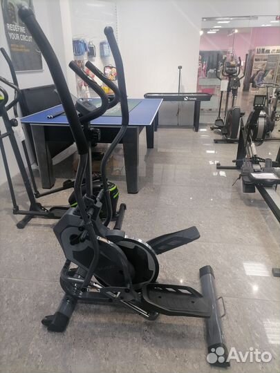 Эллиптический тренажер Carbon SF200