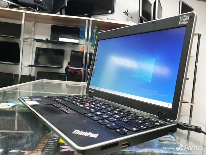 Компактный Lenovo thinkpad Edge 11