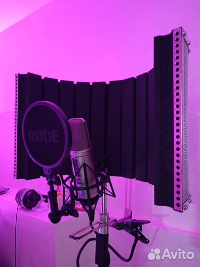 Запись песни в студии