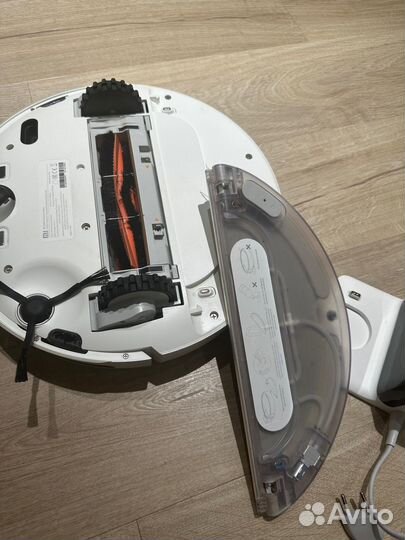 Робот пылесос Xiaomi Mi Robot Vacuum Mop skv4093gl