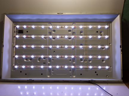 Комплект 2012svs40 3228 right/left06 ue40eh5007k