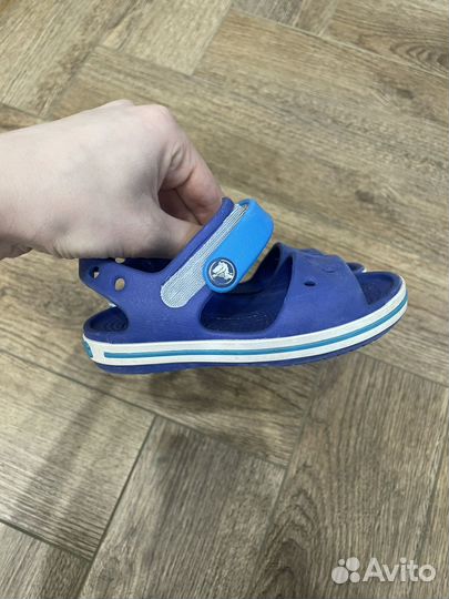Сандали crocs c7