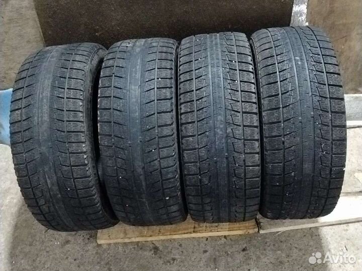 Bridgestone Blizzak Revo2 205/55 R16