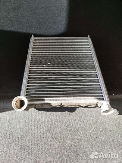 Радиатор печки peugeot 308